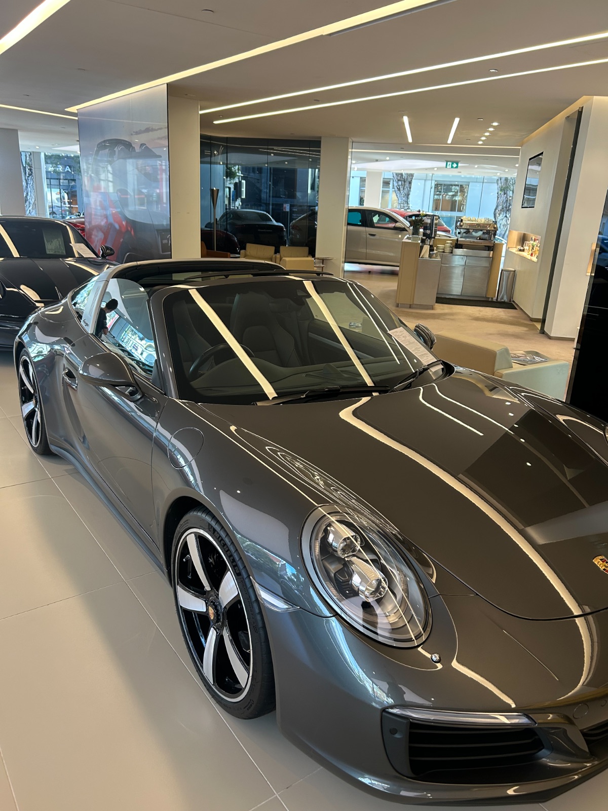 911 Targa in grey flannel